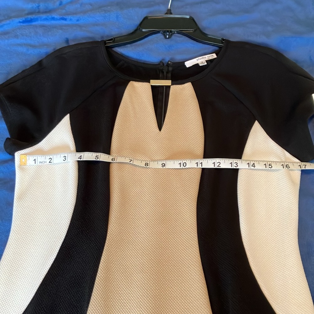 Color block Dress - Picture 4 of 7